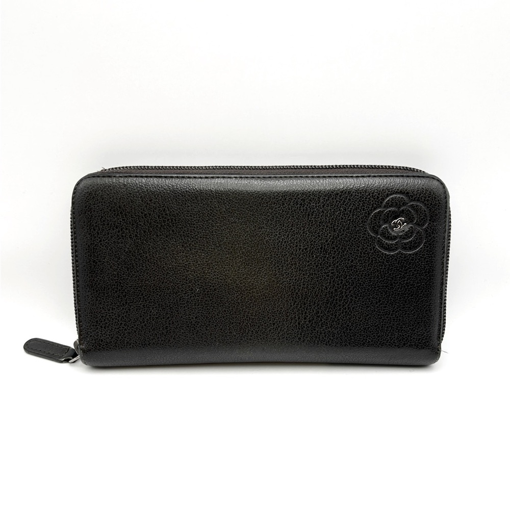 CHANEL Camellia Round Zipper Long Wallet Coco mark
